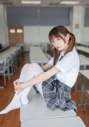 日本一二三区综合视频_大片在线观看