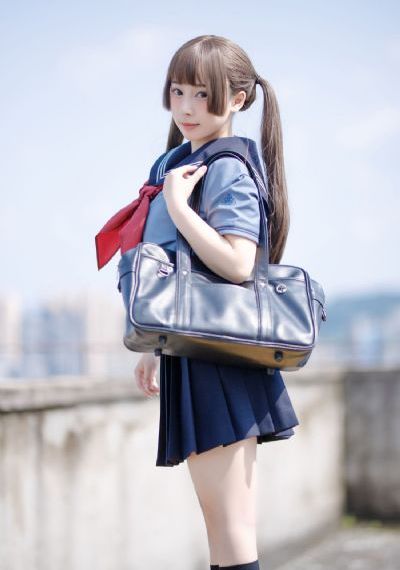 欧美艳星felineeous_1080免费播放