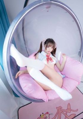 欧美群妇大交群中文字幕_1080电影免费在线